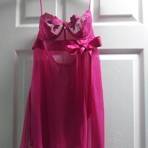Victorias Secret Fucia Baby Doll 34 B